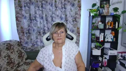 Selenna online show from January 2025 09:10:02 AM