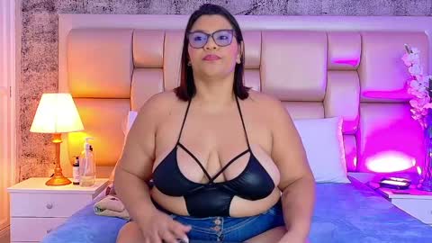 Snapshot of selennacooper chatting on May 2026 11:50:02 AM Selenna Cooper online show from May 2026 11:50:02 AM