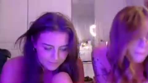 Snapshot of selinabentzzz chatting on July 2026 02:40:02 AM selinabentzzz online show from July 2026 02:40:02 AM