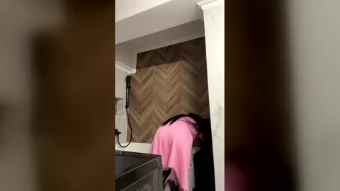 Snapshot of selinn11 chatting on December 2025 08:19:02 AM Selin online show from December 2025 08:19:02 AM