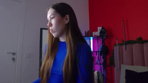 Snapshot of sellashine chatting on December 2025 01:46:02 AM Nicole online show from December 2025 01:46:02 AM