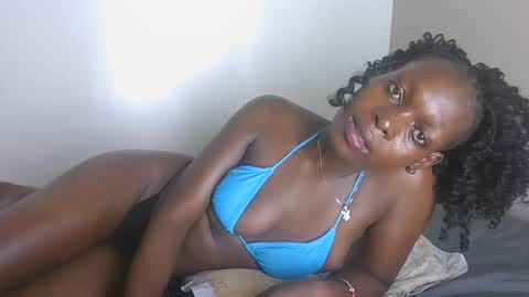 sellinprinces online show from November 2025 07:15:01 PM