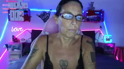 Snapshot of selvaggia_del_caribe chatting on December 2024 05:48:01 PM Selvaggia Del Caribe online show from December 2024 05:48:01 PM