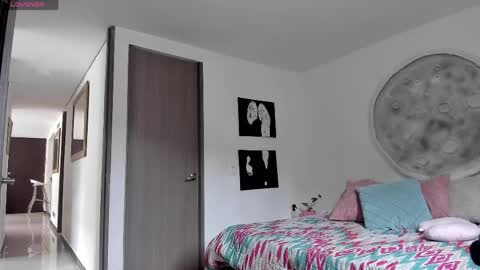 Snapshot of selyn_ chatting on May 2026 03:28:01 PM Selyn online show from May 2026 03:28:01 PM