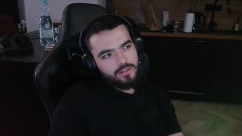 semenmonke online show from April 2026 04:59:01 PM