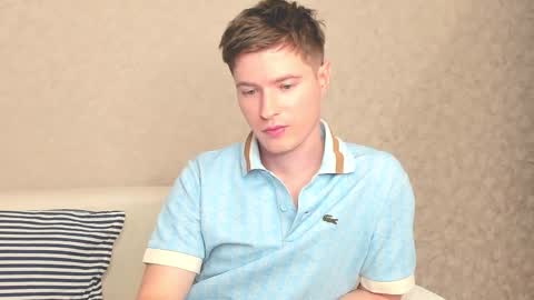 Semyon online show from October 2025 06:18:02 PM