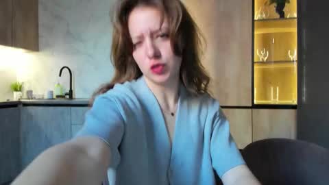 Ami online show from October 2025 09:10:02 AM