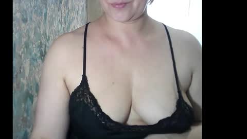 Snapshot of send_me chatting on March 2025 08:41:02 AM send me online show from March 2025 08:41:02 AM