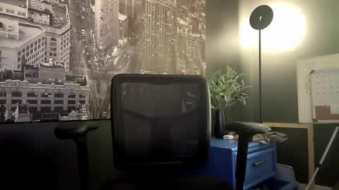 senecathestoic25 online show from April 2026 06:38:02 PM