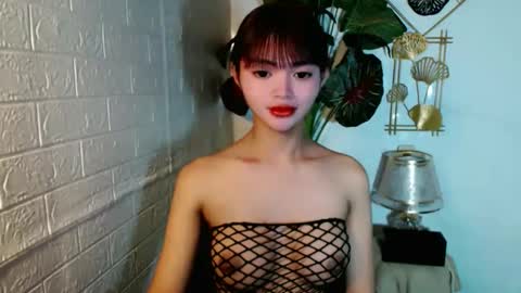 Snapshot of sensational_yeng chatting on May 2026 05:53:01 PM sensational_yeng online show from May 2026 05:53:01 PM
