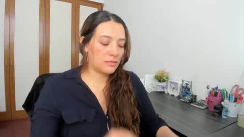 Samantha -  online show from December 2024 06:28:02 PM