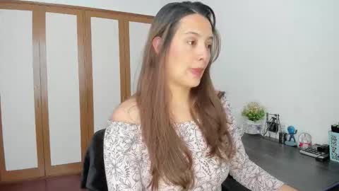 Samantha -  online show from October 2025 08:50:02 PM