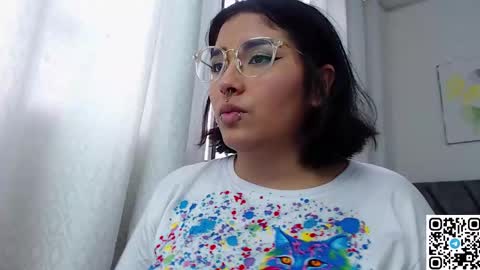 Snapshot of sensual_flame chatting on December 2024 10:40:02 PM Camille and sophie online show from December 2024 10:40:02 PM