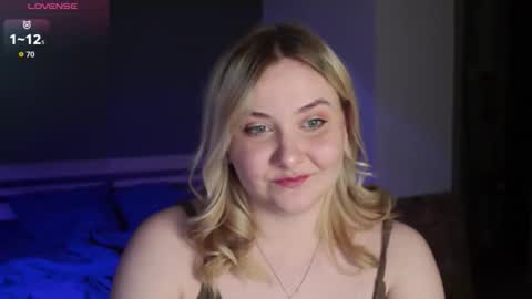 Ilona online show from April 2026 11:24:01 PM