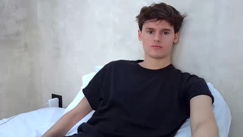 Cam online show from October 2025 07:26:01 PM