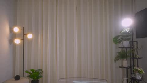 Snapshot of sensualcherry_ chatting on January 2025 05:13:01 AM Maria- OF sensual bee online show from January 2025 05:13:01 AM