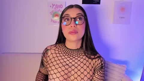 Snapshot of sensualhaven_ chatting on December 2025 01:03:02 AM sensualhaven_ online show from December 2025 01:03:02 AM