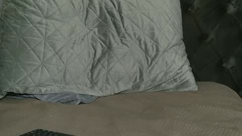 Snapshot of sensualldream chatting on November 2025 10:28:02 AM Alya online show from November 2025 10:28:02 AM