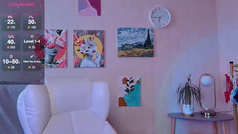 sensuallucy233 online show from November 2025 09:00:02 AM