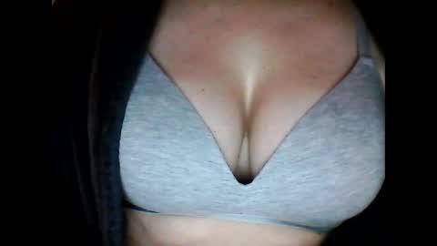 Snapshot of sensualmilena chatting on January 2026 08:54:02 PM Sensual Milena online show from January 2026 08:54:02 PM