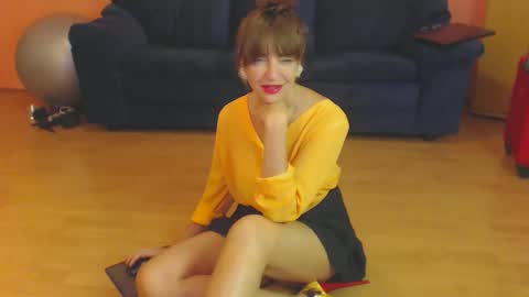 Snapshot of sensualmyra chatting on November 2025 01:00:02 PM sensualmyra online show from November 2025 01:00:02 PM
