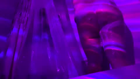 Snapshot of sentfrmheaven chatting on December 2024 01:25:01 AM Tara online show from December 2024 01:25:01 AM