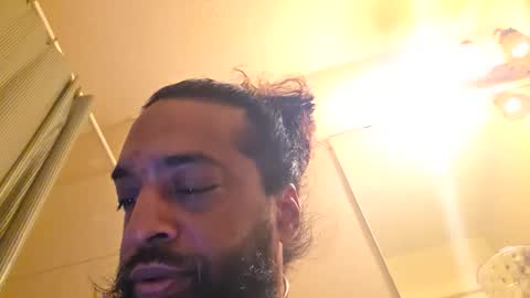 Snapshot of serani02 chatting on May 2026 09:40:01 AM Serani online show from May 2026 09:40:01 AM