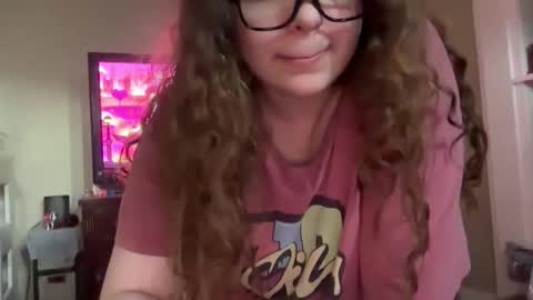 Snapshot of seraphinavelvet chatting on April 2026 11:07:01 PM Seraphina online show from April 2026 11:07:01 PM