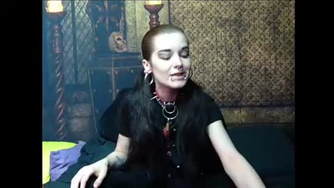 Seraphin Munster online show from June 2026 05:17:02 PM