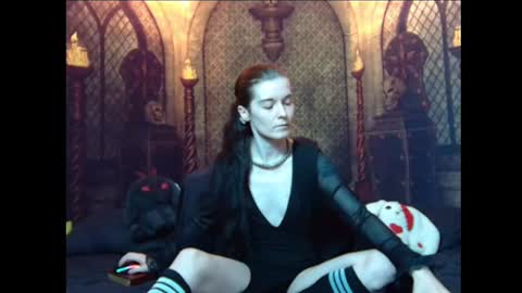 Seraphin Munster online show from July 2026 10:53:02 PM