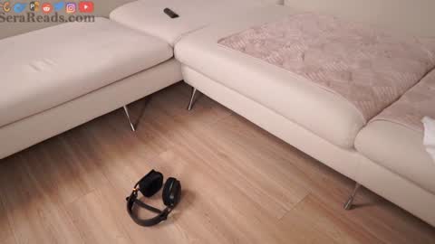 SeraReads online show from October 2025 03:29:01 PM