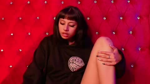 Seren  Follow me online show from March 2025 07:48:01 AM