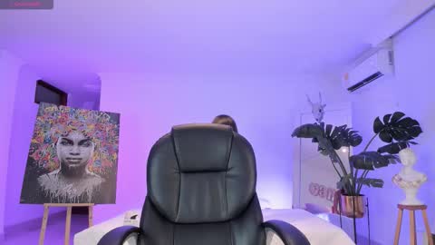 Snapshot of serena___ chatting on October 2025 06:48:01 PM serena___ online show from October 2025 06:48:01 PM