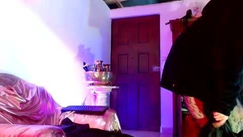 Snapshot of serena_xyz chatting on November 2025 05:15:01 PM Serena Xyz online show from November 2025 05:15:01 PM