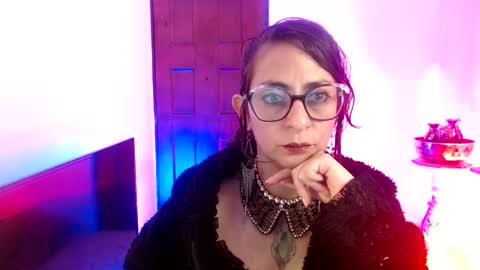 Snapshot of serena_xyz chatting on December 2025 08:36:02 PM Serena Xyz online show from December 2025 08:36:02 PM