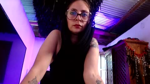 Serena Xyz online show from April 2026 07:58:01 PM