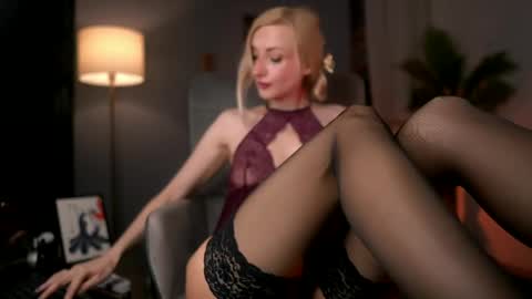 SerenaGrant online show from April 2026 01:55:02 AM