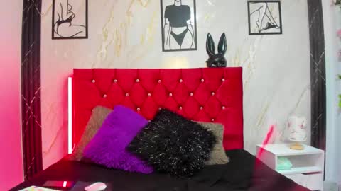 serenamystsh online show from November 2025 02:58:01 AM