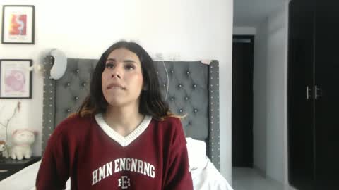 Snapshot of serenaroussee chatting on December 2024 09:44:01 PM sararoussee online show from December 2024 09:44:01 PM