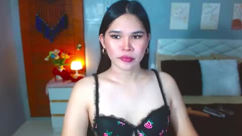 Snapshot of serenastra chatting on March 2026 01:01:02 AM serenastra online show from March 2026 01:01:02 AM