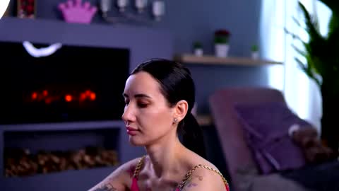 Serena online show from December 2025 09:08:01 PM