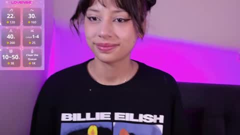 Seren online show from April 2026 10:19:02 AM