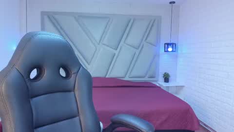 Serene online show from July 2026 01:06:01 PM