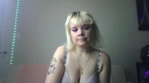 Snapshot of serenityfaith1 chatting on January 2025 03:56:02 AM serenityfaith1 online show from January 2025 03:56:02 AM