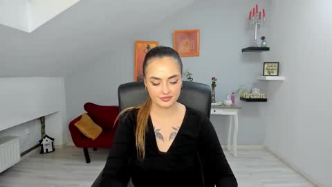 Snapshot of serenlys chatting on October 2025 12:55:01 PM serenlys online show from October 2025 12:55:01 PM