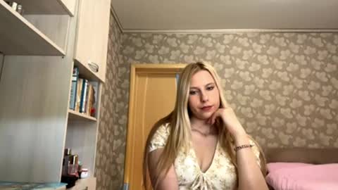 Sofia online show from June 2026 07:36:01 AM