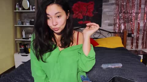 Snapshot of serpenttempter88 chatting on December 2024 06:26:01 AM VIOLA online show from December 2024 06:26:01 AM