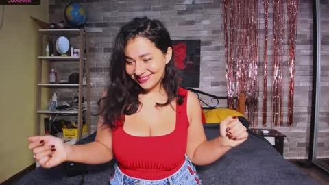 Snapshot of serpenttempter88 chatting on December 2024 06:44:01 AM VIOLA online show from December 2024 06:44:01 AM