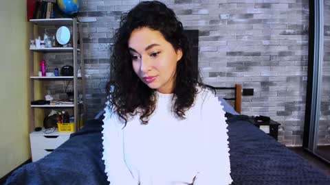 Snapshot of serpenttempter88 chatting on January 2025 06:24:02 AM VIOLA online show from January 2025 06:24:02 AM