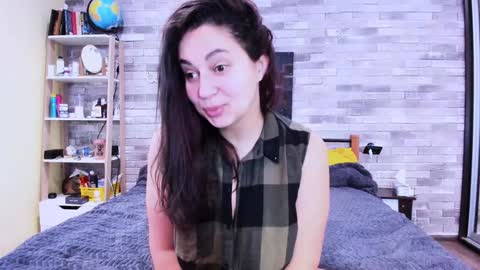 Snapshot of serpenttempter88 chatting on January 2025 06:14:01 AM VIOLA online show from January 2025 06:14:01 AM